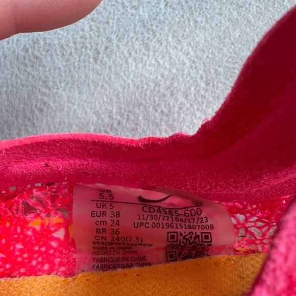 Nike Track Spikes - Picture 3 of 3